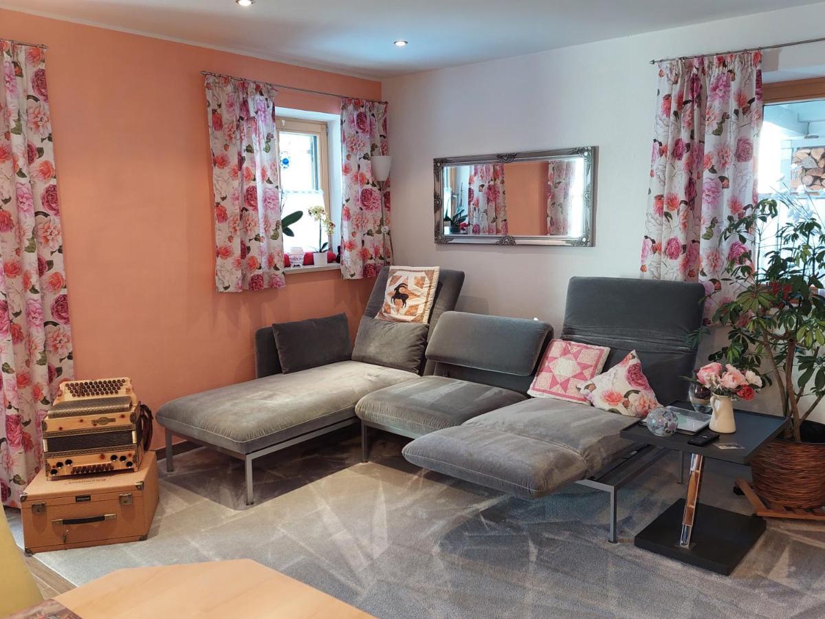Ferienwohnung Abendrot Assling 외부 사진